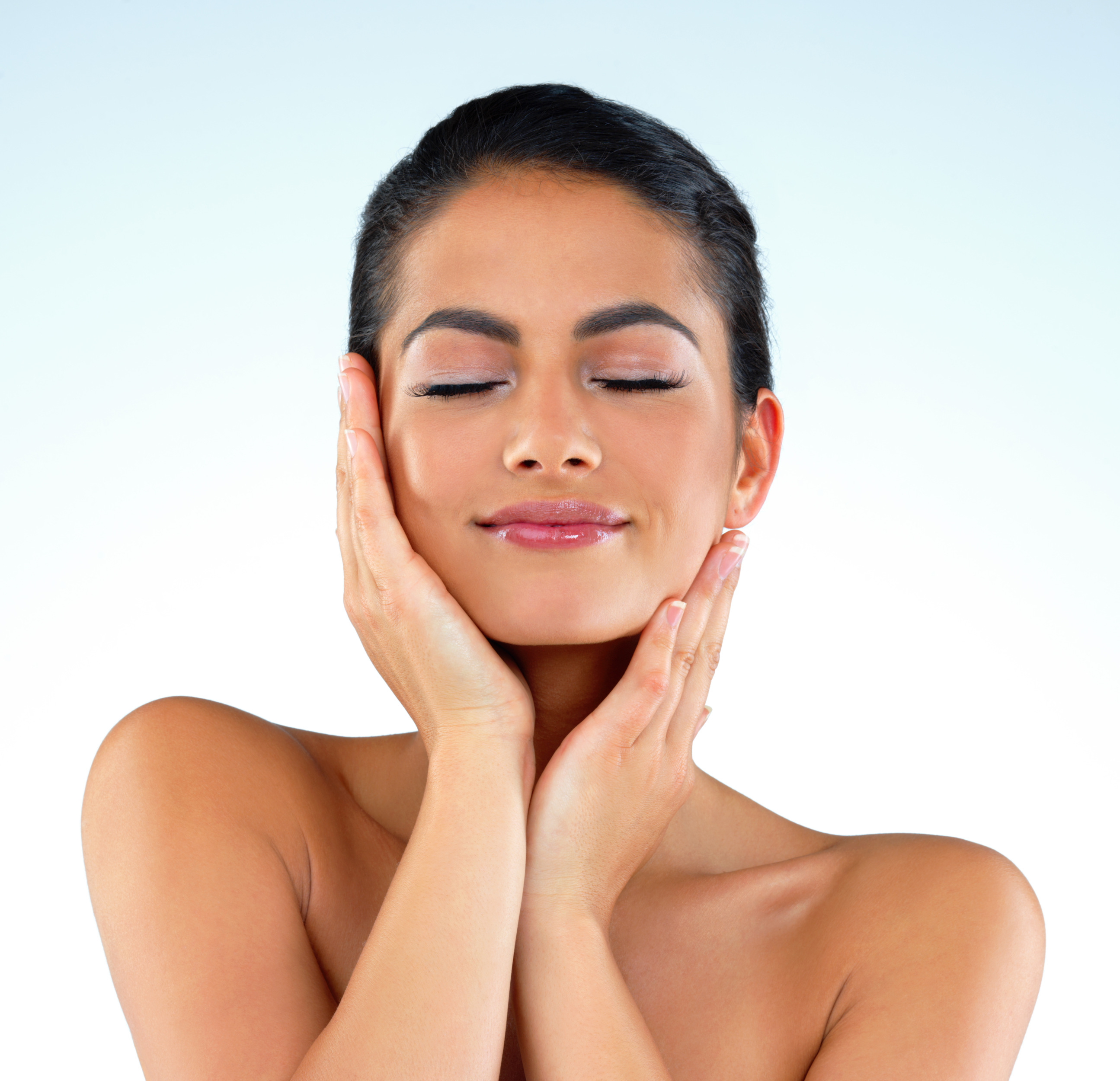 Anti-ageing treatment consultation in Gurgaon at Estique Clinic